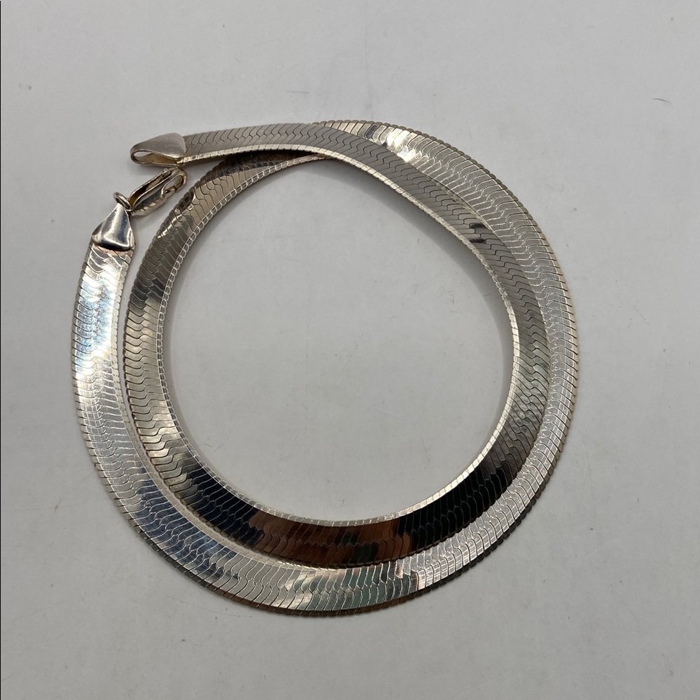 Vintage Sterling Silver 925 Herringbone Necklace Made in Italy 20”L - Picture 7 of 7